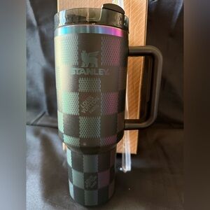 New Stanley 40oz Laser LEngravedV Iridescent Checkered Oil Slick Tumbler